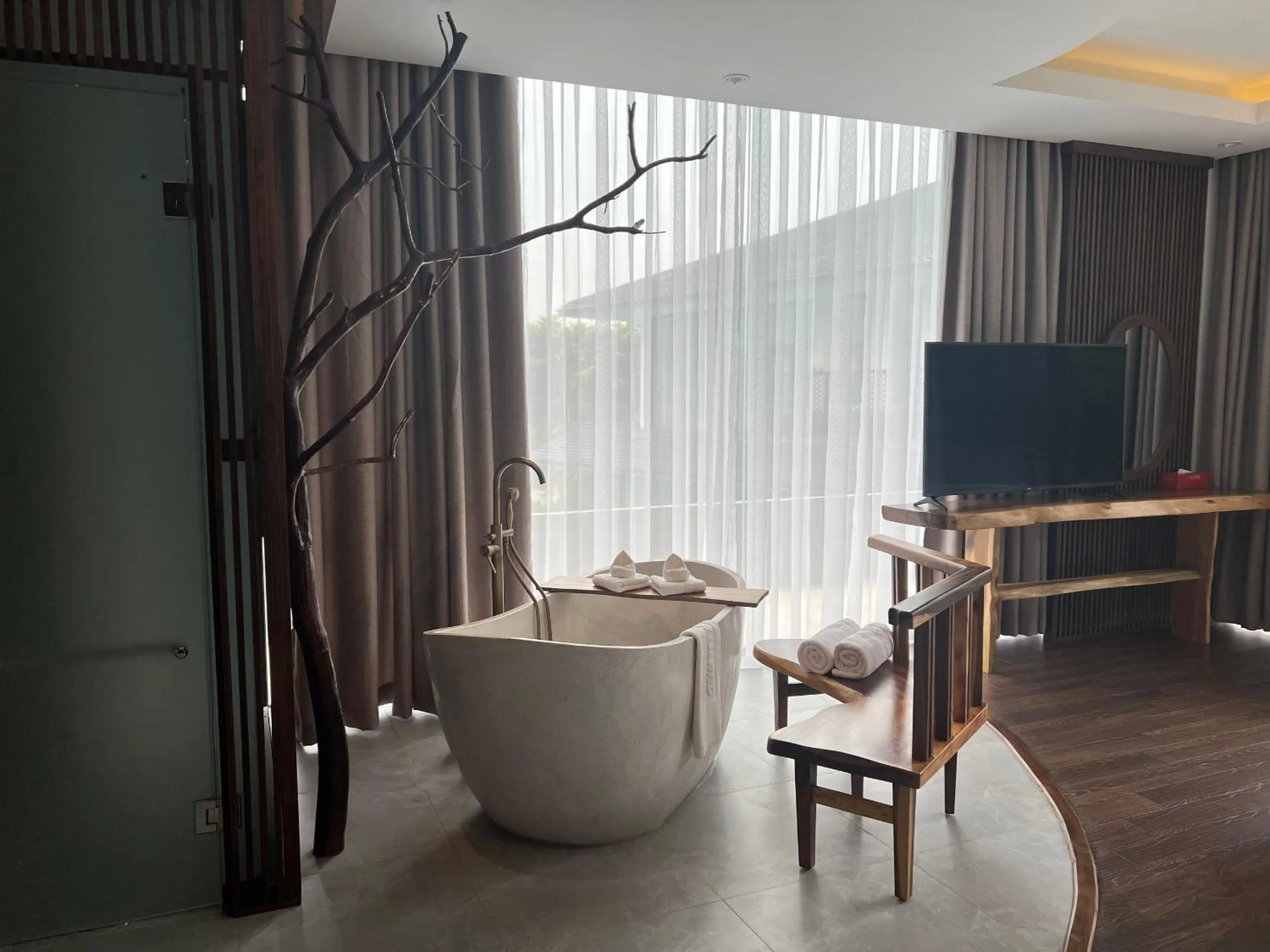 Deluxe Double or Twin Room with Garden View in Minawa Kenhga Resort & Spa Ninh Binh