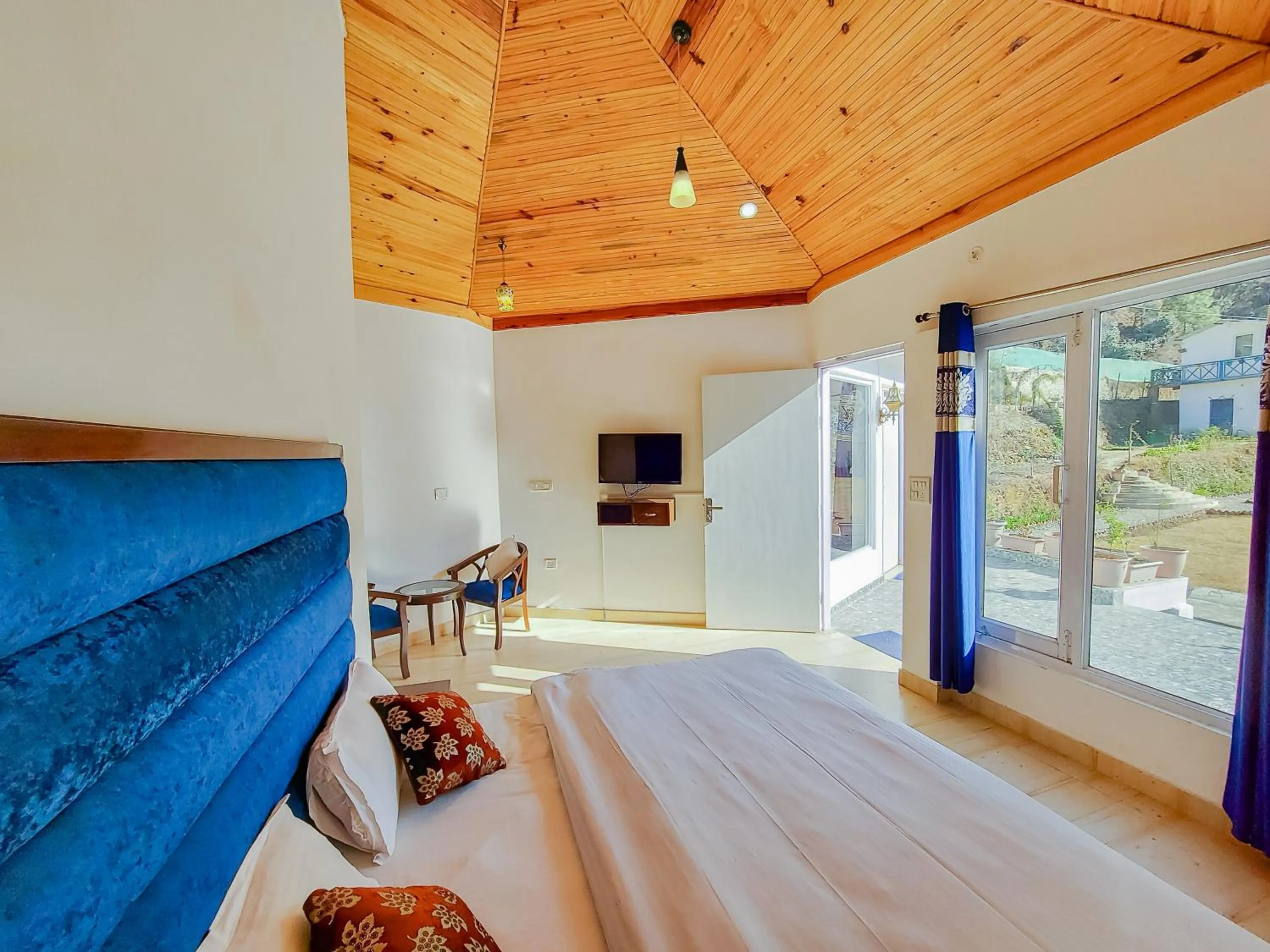 Deluxe Family Room in Blossom Bliss Resort