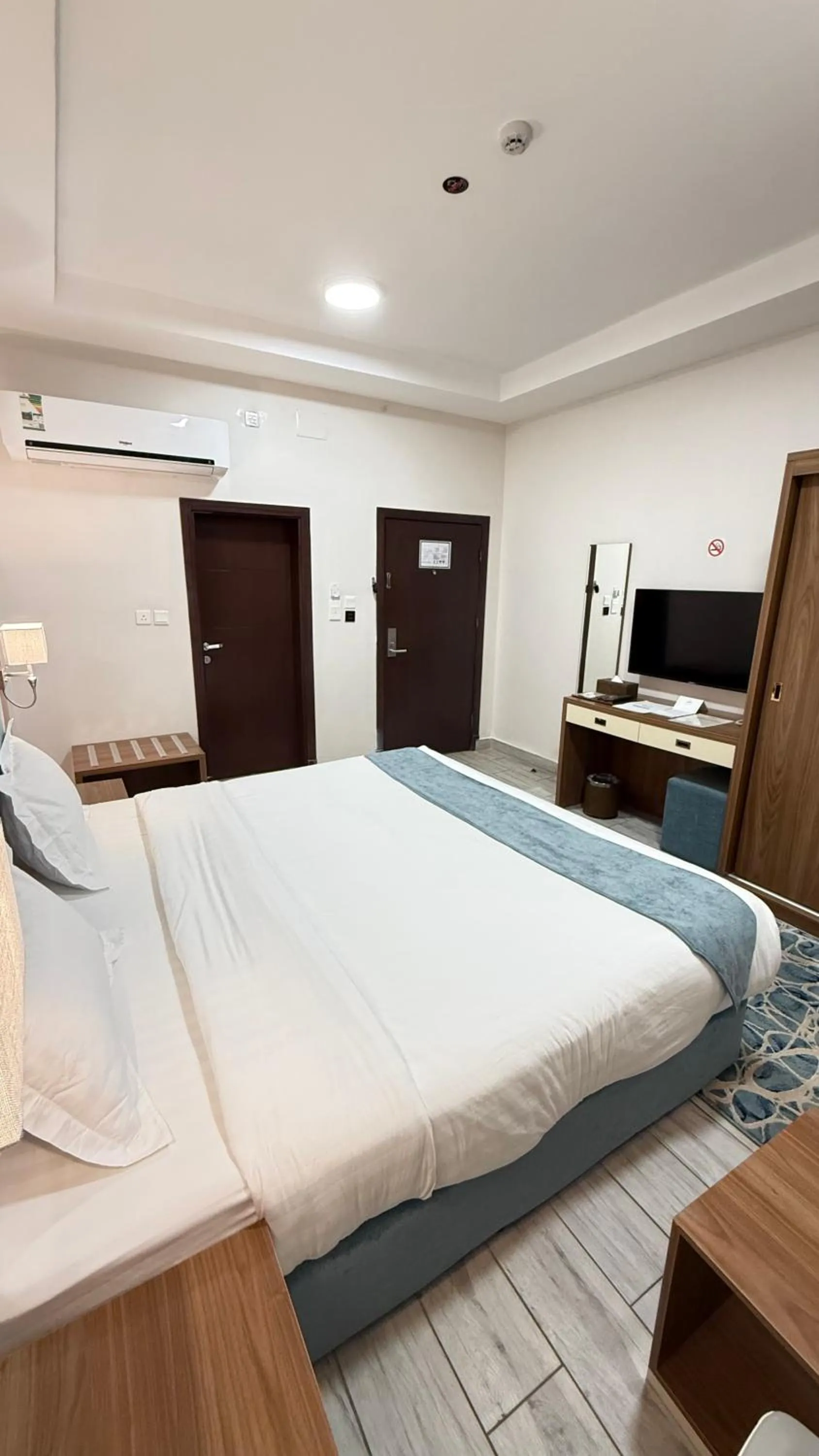 Economy Double Room in SEAVIEW HOTEL