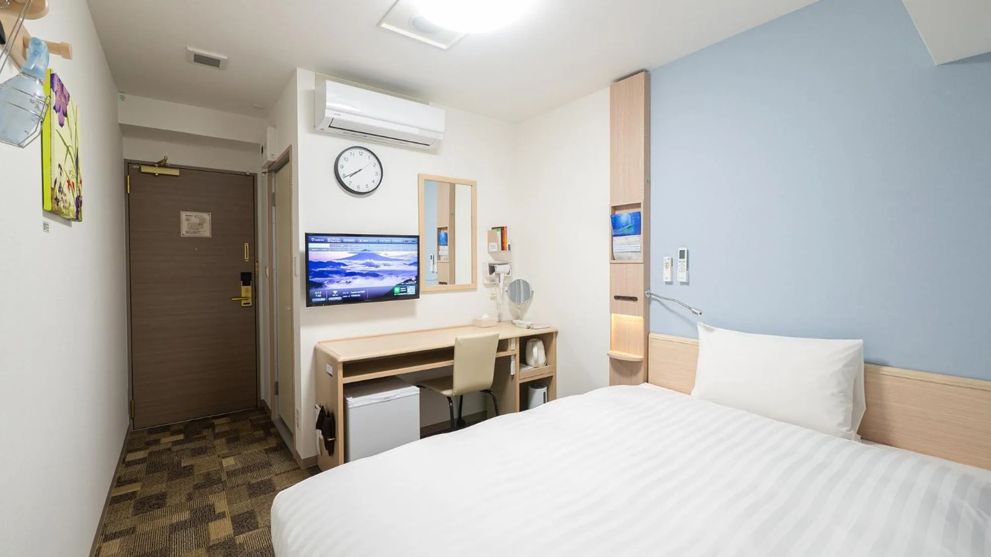 Double Room with Small Double Bed - Smoking in Toyoko Inn Osaka Namba