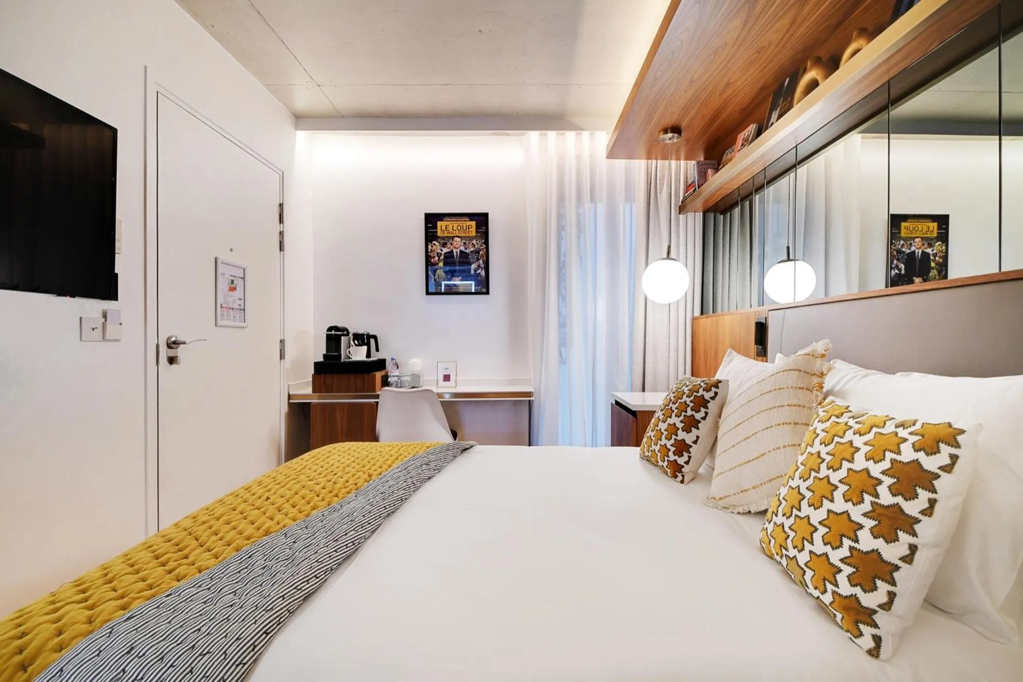 Standard Double Room in CARD Hôtel