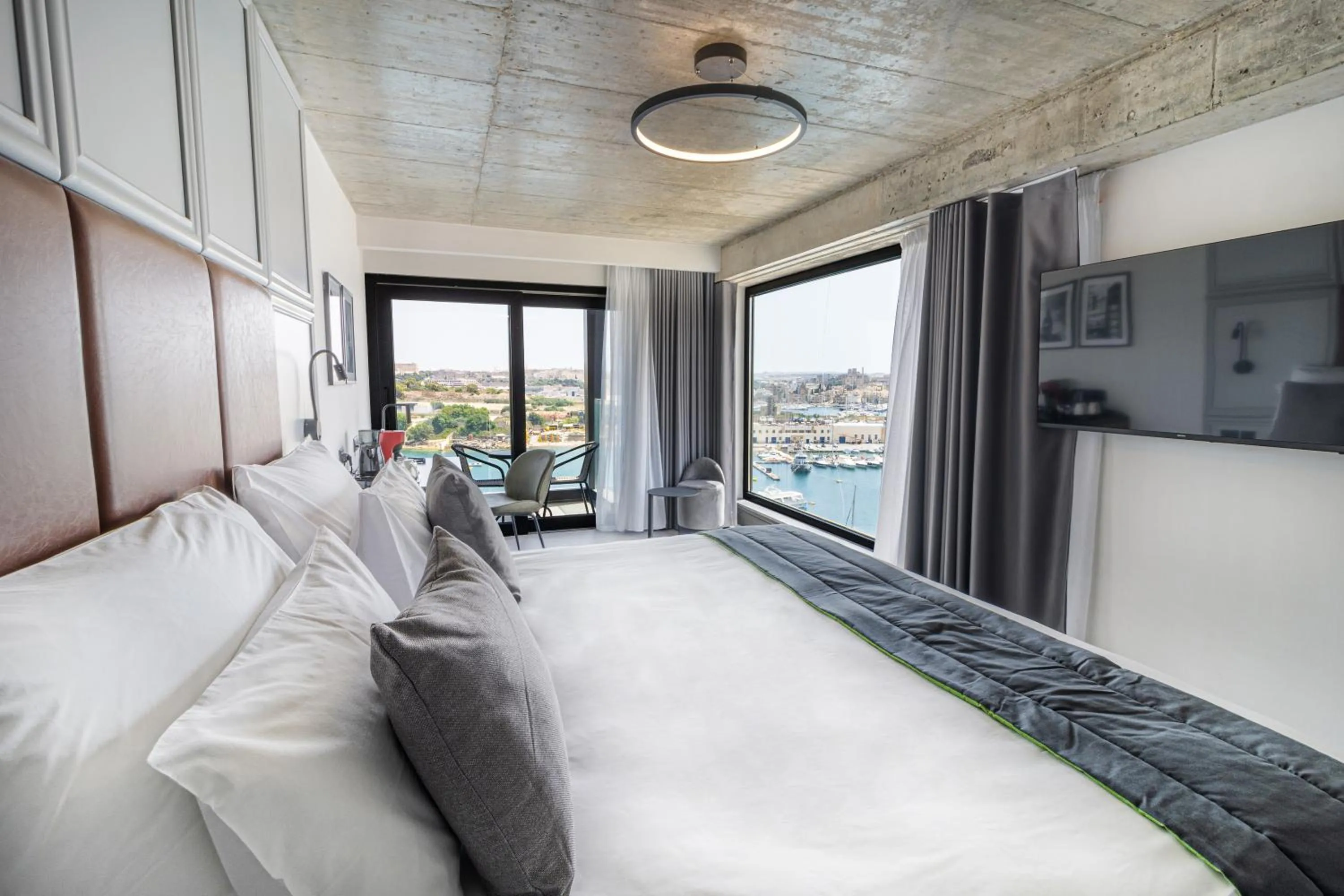 Executive Double or Twin Room with Balcony and Sea View in The Londoner Hotel Sliema