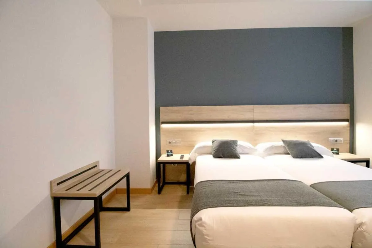 Standard Double Room in Alda Valladolid Sur