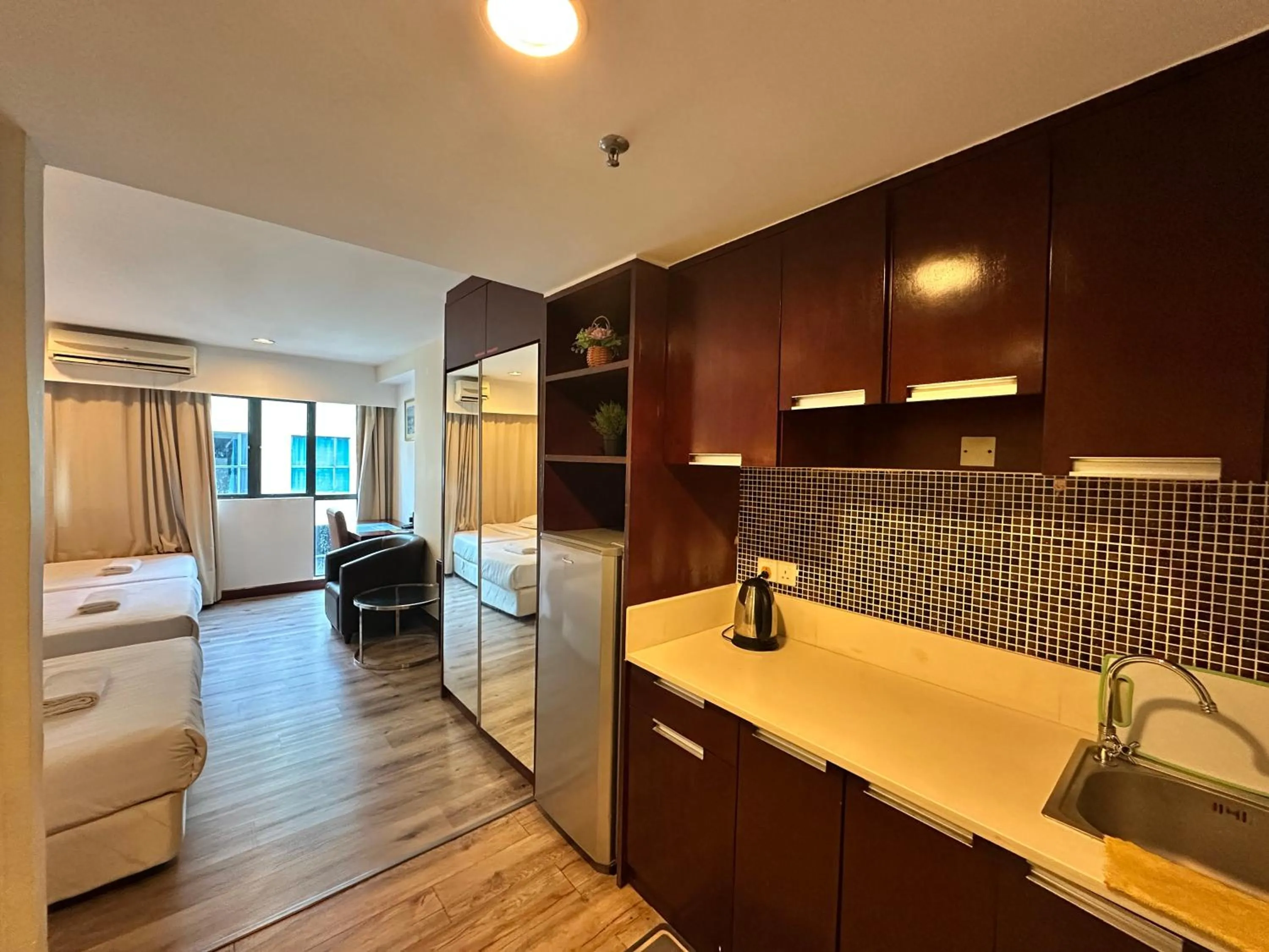 Standard Twin Room in Greenage MingSuite 明绿时代套房 Kota Kinabalu 亚庇市中心