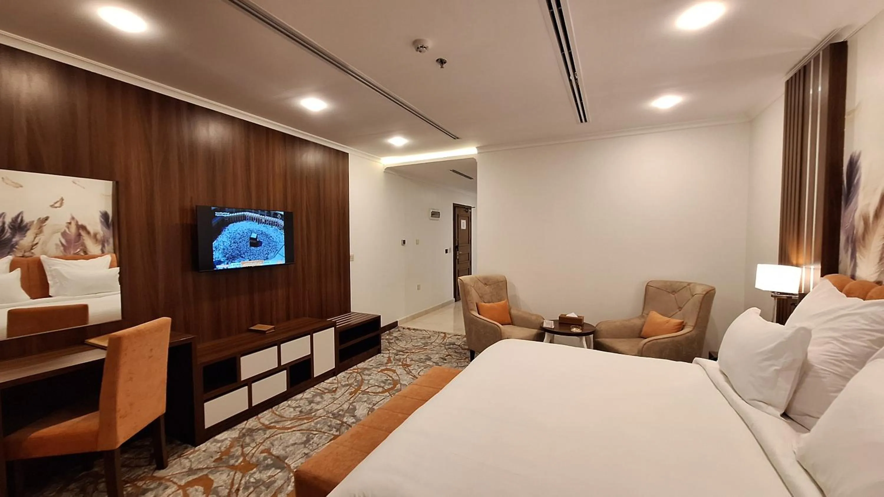 Deluxe King Room in Tulip Plaza By LPC Hotels & Resorts