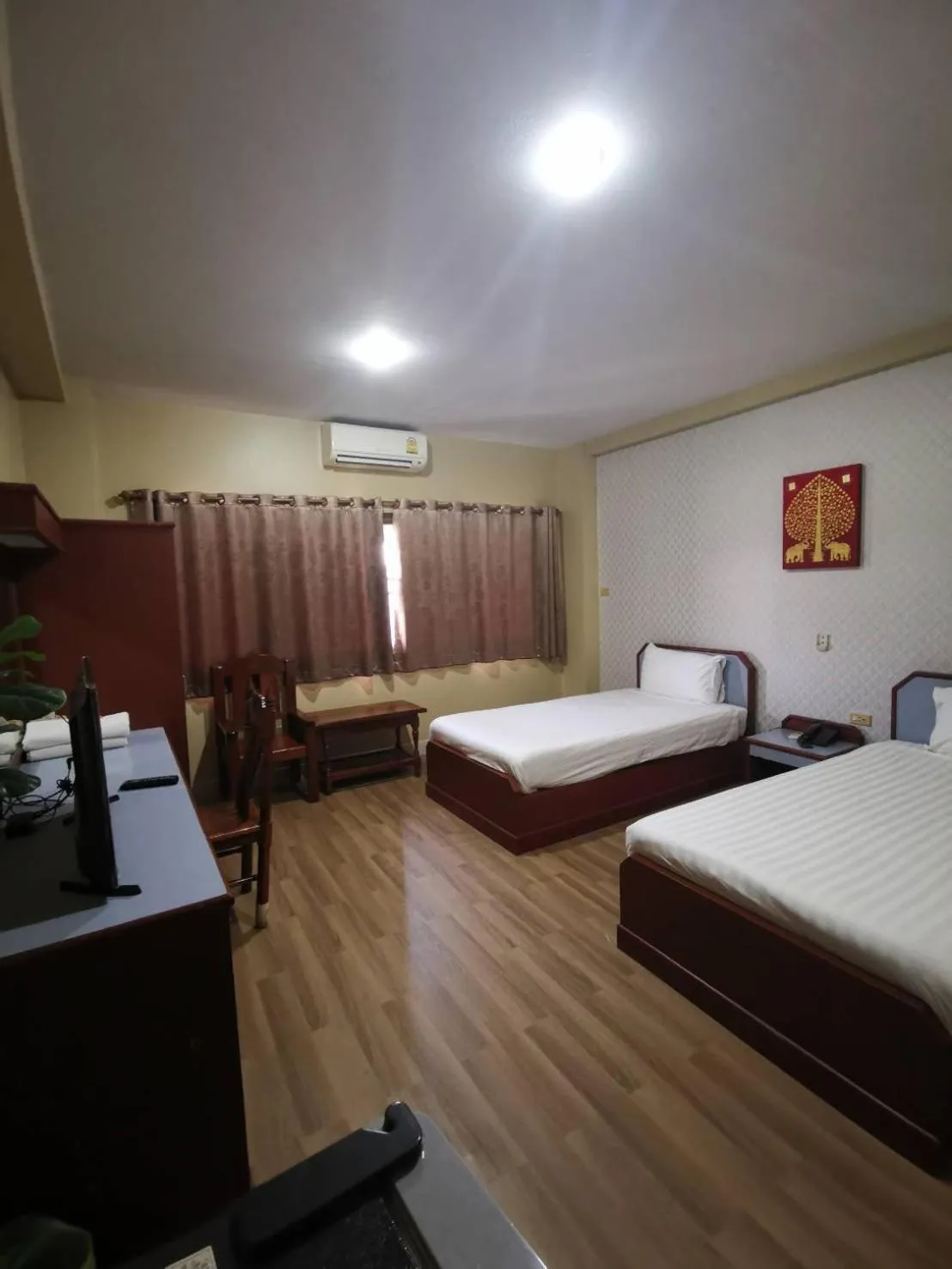 Superior Twin Room in Metro Residence