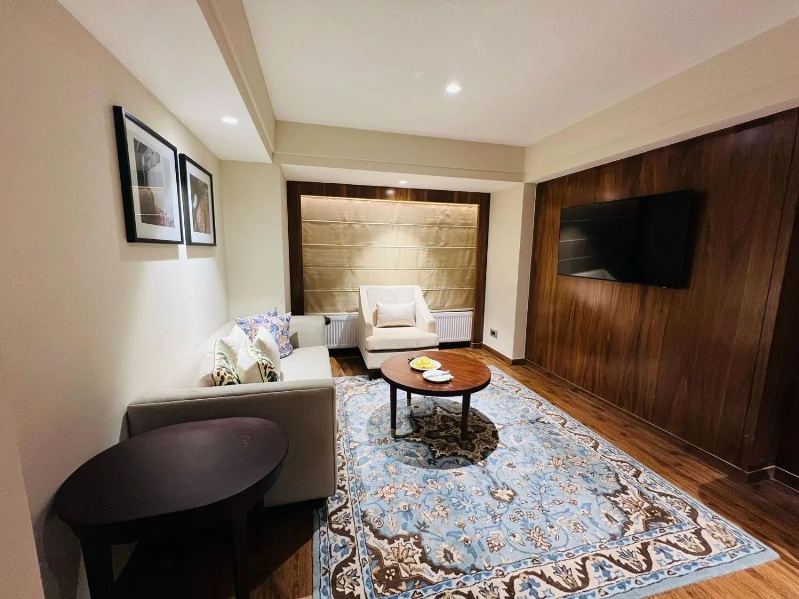 Executive Suite in Radisson Hotel Sonamarg